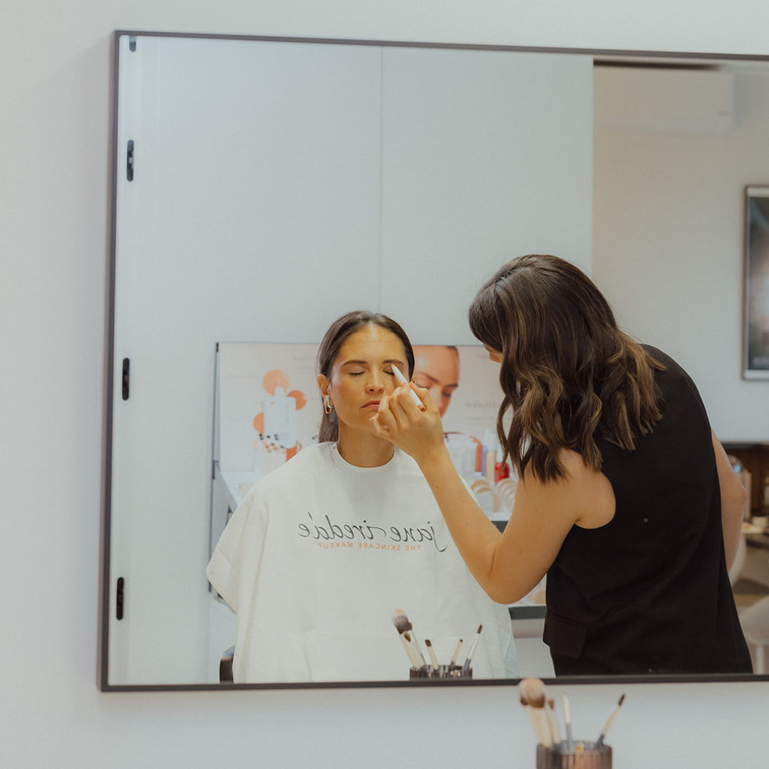 Shop Make-up